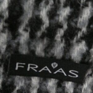 FRAAS | OS One Size | Soft Herringbone Winter Scarf With Fringed Sides & Ends
